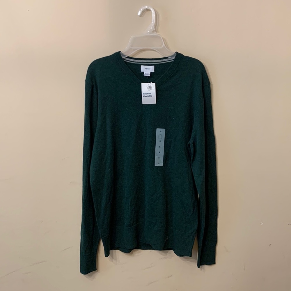Old Navy V Neck Sweater